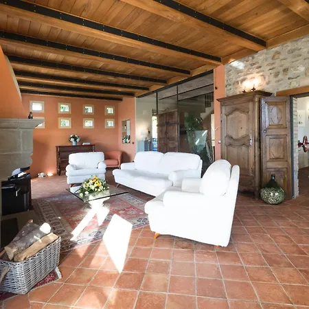 Nelle Langhe Con Piscina * Farigliano
